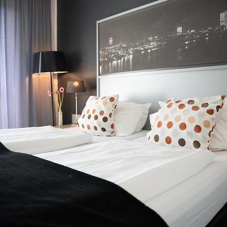Hotel Medo Koeln Екстериор снимка