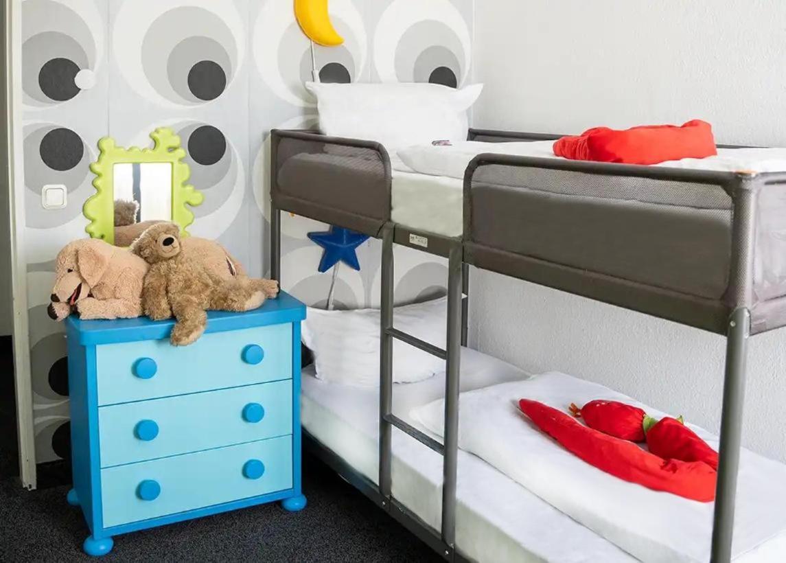 Hotel Medo Koeln Екстериор снимка